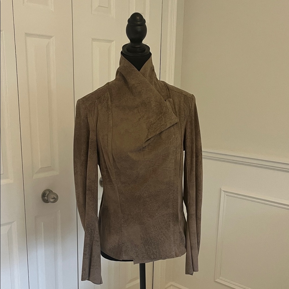 Zara Woman Size L suede taupe shirt/jacket